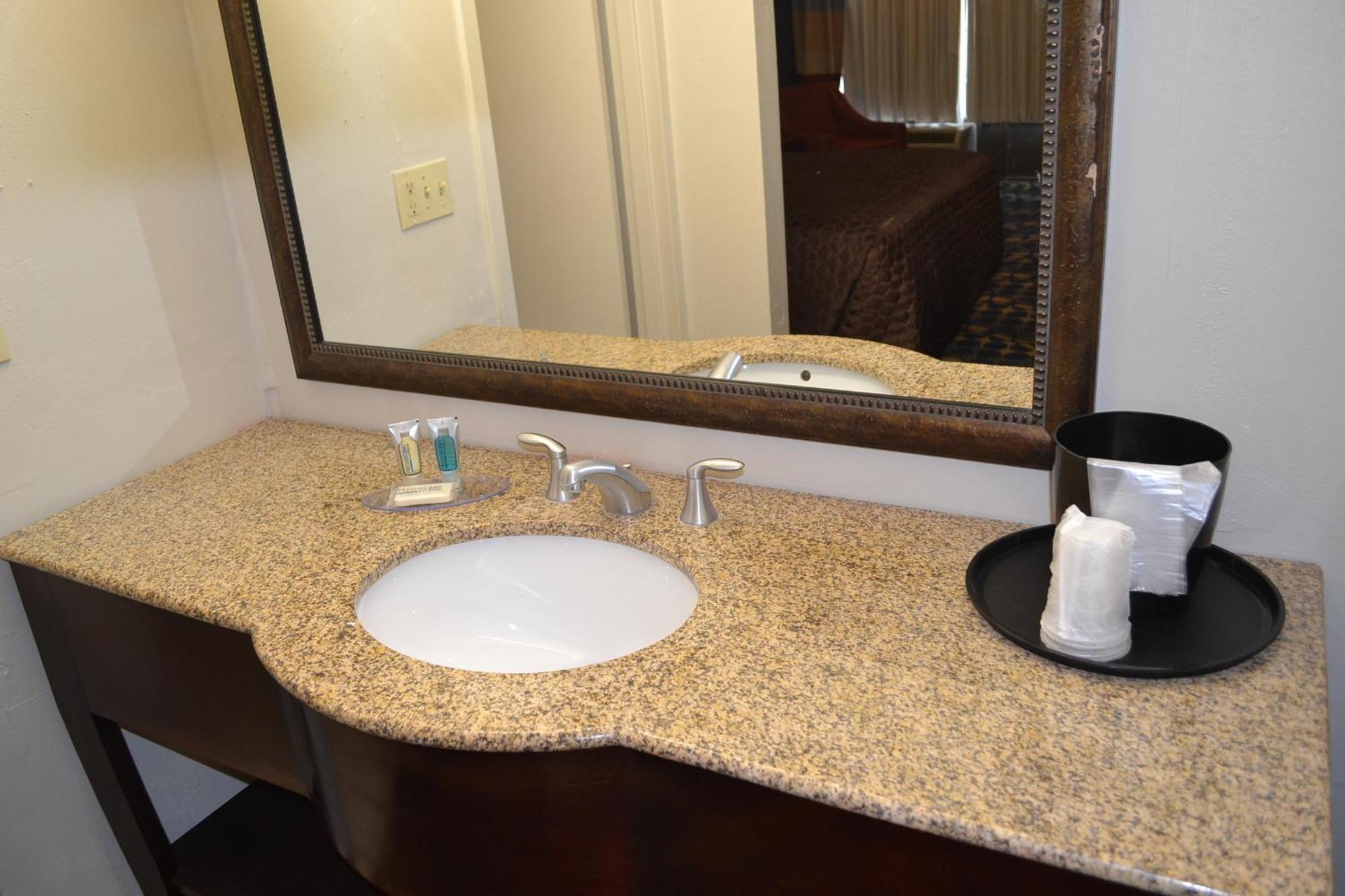 Dayspring Extended Stay Greensboro Dış mekan fotoğraf