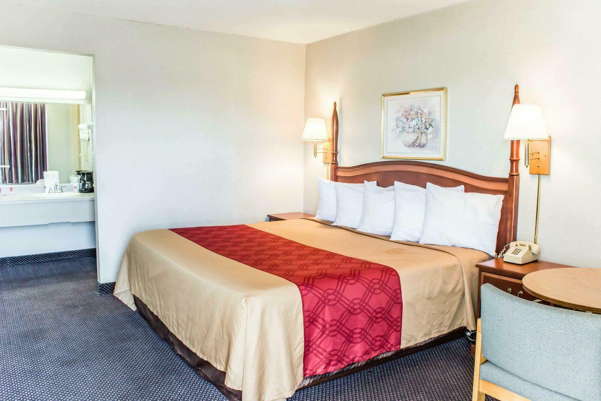Dayspring Extended Stay Greensboro Dış mekan fotoğraf