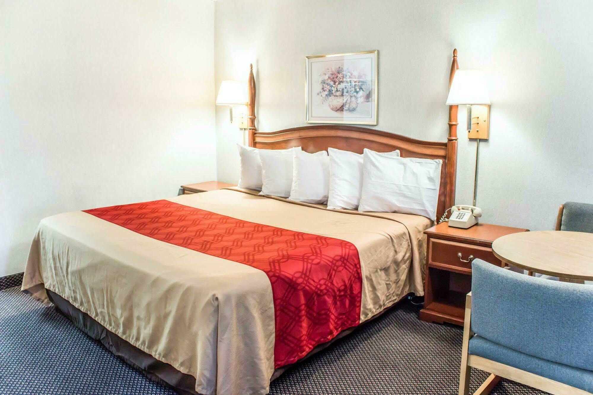 Dayspring Extended Stay Greensboro Dış mekan fotoğraf